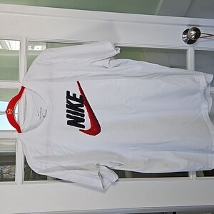 Nike t shirt